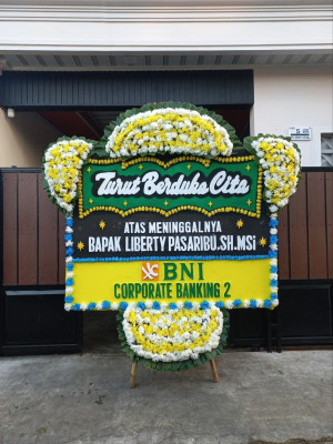Papan Bunga Duka di Maroangin